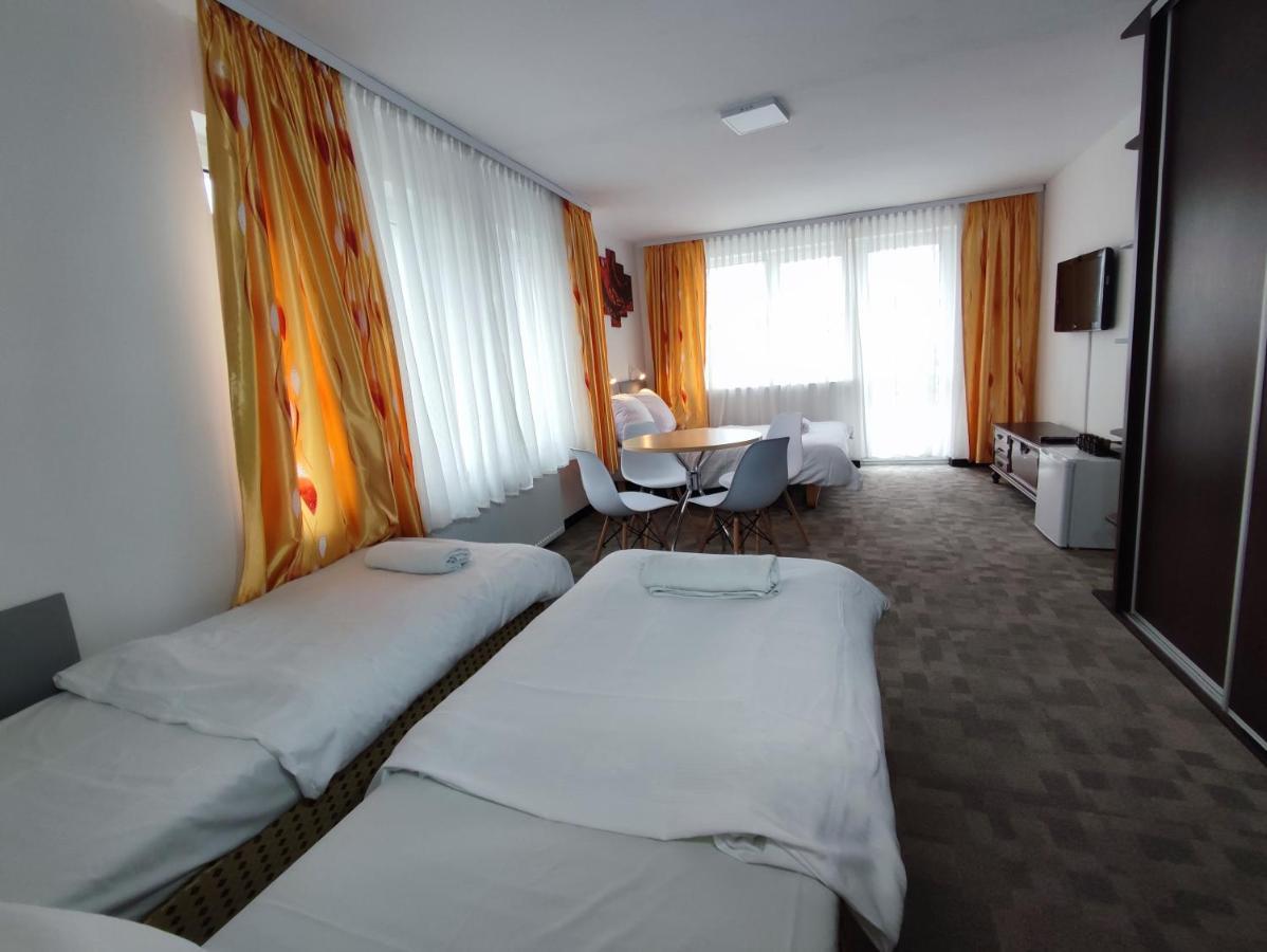 Elizabeth Apartment เรวัล ภายนอก รูปภาพ