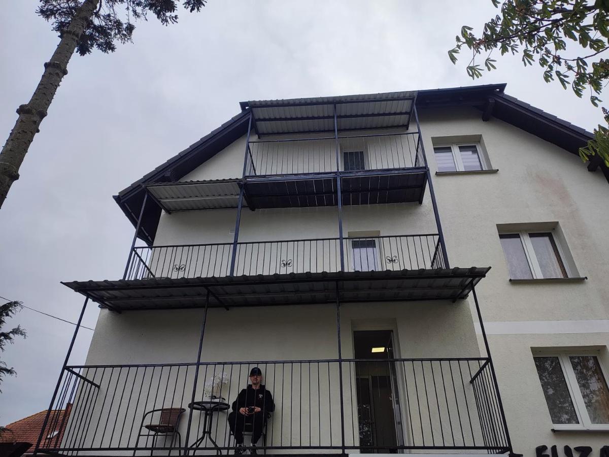 Elizabeth Apartment เรวัล ภายนอก รูปภาพ